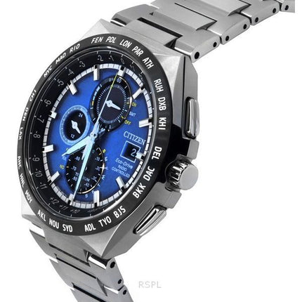 Citizen Eco-Drive radiostyret GMT kronograf Super Titanium Blue Dial AT8238-84L 100M herreur