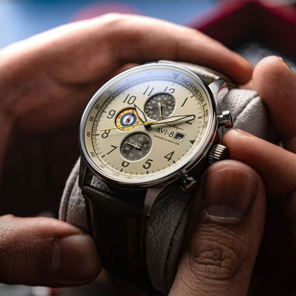 AVI-8 Hawker Hurricane Classic Chronograph Khaki Dial Quartz AV-4011-1B Herreur med ekstra rem