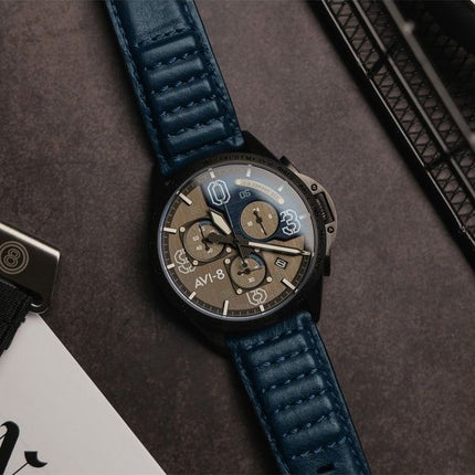 AVI-8 P-51 Mustang Blakeslee Chronograph Air Blue Læderrem Grå og blå skive Quartz AV-4077-04 herreur