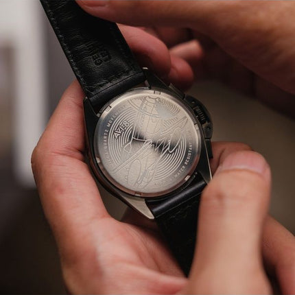 AVI-8 P-51 Mustang Blakeslee Chronograph Air Blue Læderrem Grå og blå skive Quartz AV-4077-04 herreur