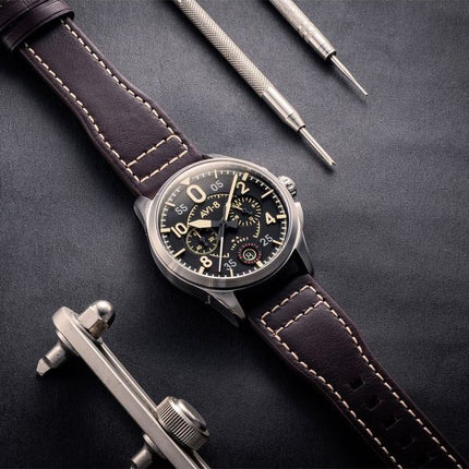 AVI-8 Spitfire Lock Midnight Oak Chronograph Quartz AV-4089-01 herreur
