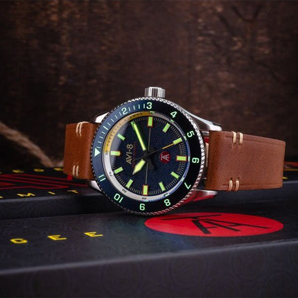 AVI-8 Flyboy Tuskegee Airmen Meca-Quartz Limited Edition Lucera Blue Dial AV-4103-02 Herreur med ekstra rem