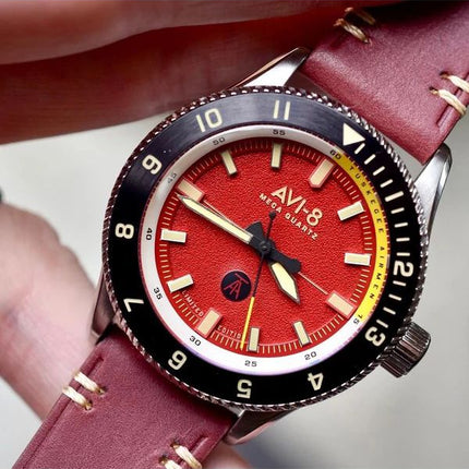 AVI-8 Flyboy Tuskegee Airmen Limited Edition Ramitelli Red Dial Quartz AV-4103-04 herreur med ekstra rem