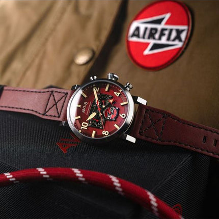 AVI-8 Dambuster Gibson Dual Time Chronograph Airfix Edition Hazard Red Dial AV-4107-04 herreur