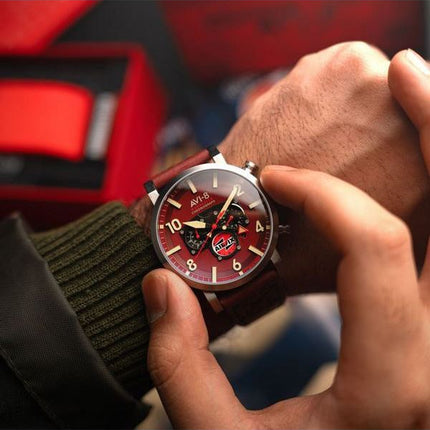 AVI-8 Dambuster Gibson Dual Time Chronograph Airfix Edition Hazard Red Dial AV-4107-04 herreur