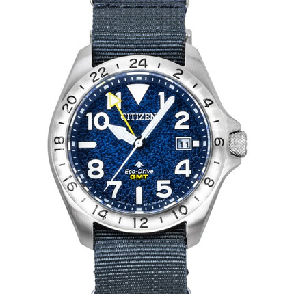Citizen Promaster Land GMT analog grå nylonrem marineblå urskive Eco-Drive BJ7150-09L 200M herreur