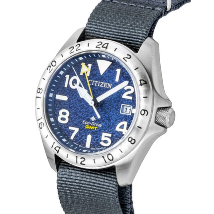 Citizen Promaster Land GMT analog grå nylonrem marineblå urskive Eco-Drive BJ7150-09L 200M herreur