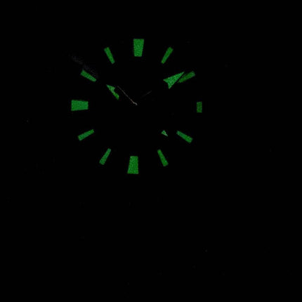 Casio Illuminator Analog Quartz MTP-E203D-2AV MTPE203D-2AV Herreur