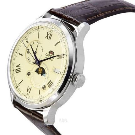 Orient Bambino Version 9 sol- og månefase champagneurskive Automatisk RA-AK0803Y10B RA-AK0803Y30B herreur