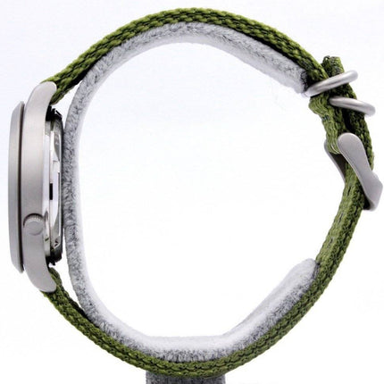 Renoveret Seiko 5 militær grøn urskive automatisk SNK805K2 herreur