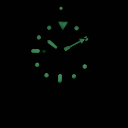 Renoveret Seiko sort urskive automatisk dykkerur SKX007K1 herreur