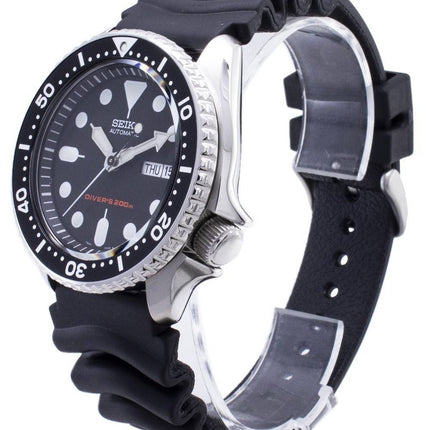 Renoveret Seiko sort urskive automatisk dykkerur SKX007K1 herreur