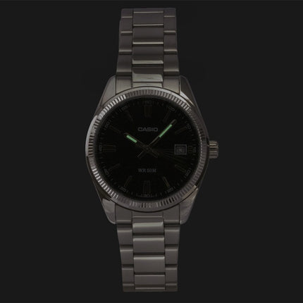 Casio analog rustfrit stål sort urskive kvarts UTP-1302PD-1AV unisexur