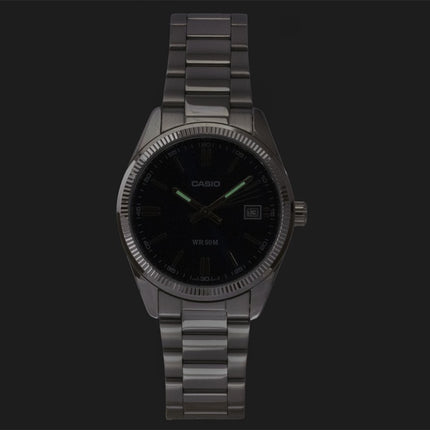 Casio analog rustfrit stål blå urskive kvarts UTP-1302PD-2A1V unisexur
