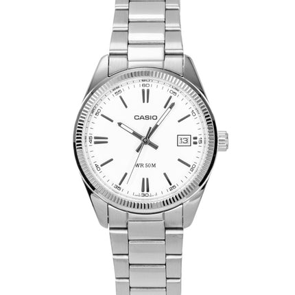 Casio analog rustfrit stål sølv urskive kvarts UTP-1302PD-7AV unisex ur