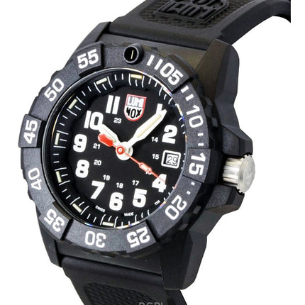 Luminox Navy Seal gummirem sort urskive quartz dykkerur XS.3501.F 200M herreur